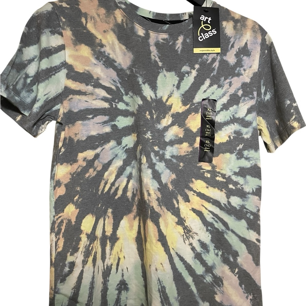 Art Class Gray and Yellow Short Sleeve Tee